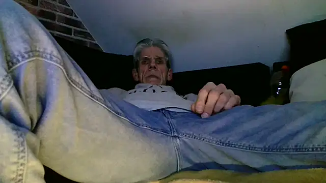 Snapshot of InMeinenMund chatting on 03-08-25, 07:31 InMeinenMund online show from 03-08-25, 07:31