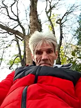 Snapshot of InMeinenMund chatting on 11-13-25, 09:41 InMeinenMund online show from 11-13-25, 09:41