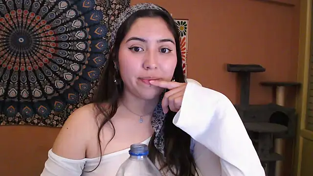 IntimateTales online show from 01-25-25, 05:40