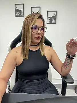 KellyBrooklyn  online show from 03-18-25, 12:47