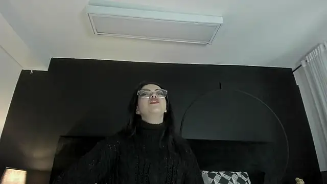  Jade 16 online show from 01-29-25, 03:26