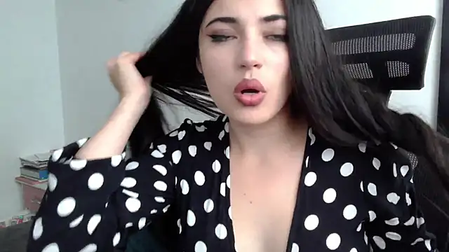 Honey Aynur20 online show from 01-05-25, 09:47