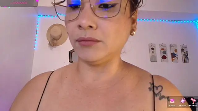 JuliRamirez online show from 02-27-25, 06:31