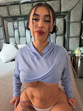 emma andrew1 online show from 01-15-26, 04:33