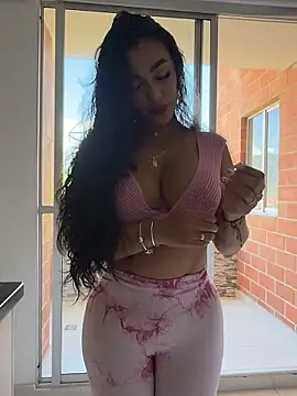 emma andrew1 online show from 01-17-26, 03:50