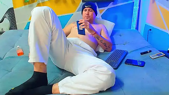 xavier 1988 online show from 10-18-25, 05:25