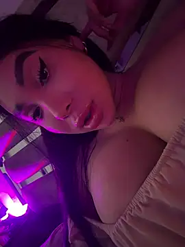 Dahiana white online show from 02-04-26, 10:47