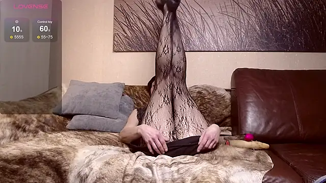 ElizabethLong online show from 02-02-26, 07:01