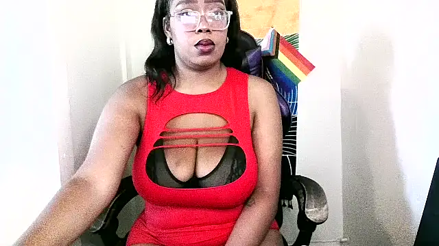Snapshot of MistressKayy chatting on 09-09-25, 01:54 MistressKayy online show from 09-09-25, 01:54