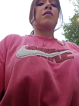 Snapshot of DORYY chatting on 10-11-25, 09:02 DORYY online show from 10-11-25, 09:02