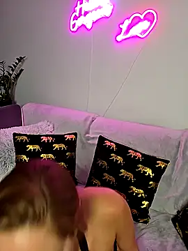 Snapshot of VickyDiamondx chatting on 09-10-25, 06:19 VickyDiamondx online show from 09-10-25, 06:19