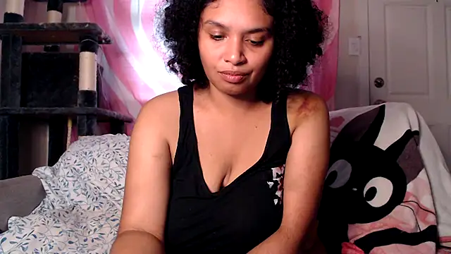 TasteeKitty online show from 10-25-25, 07:52