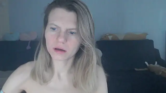 Snapshot of night_is_dark chatting on 03-09-26, 09:52 night is dark online show from 03-09-26, 09:52