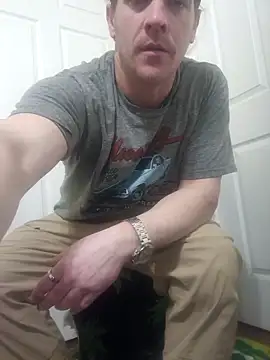 Snapshot of FUNINWV9 chatting on 02-15-26, 12:14 FUNINWV9 online show from 02-15-26, 12:14