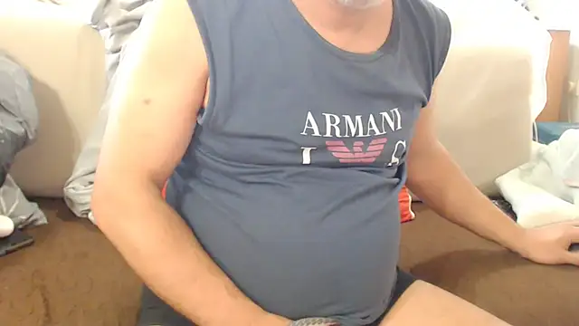 Snapshot of LiONTURK chatting on 02-05-25, 05:41 LiONTURK online show from 02-05-25, 05:41