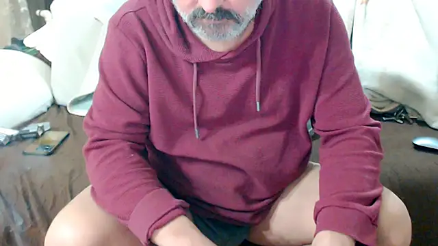 Snapshot of LiONTURK chatting on 02-21-25, 08:38 LiONTURK online show from 02-21-25, 08:38