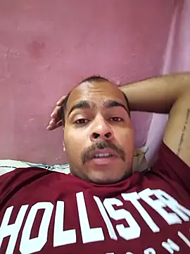 Snapshot of Vickyrajput009 chatting on 09-14-25, 11:31 Vickyrajput009 online show from 09-14-25, 11:31