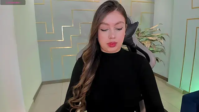EllaClark online show from 02-18-25, 06:04