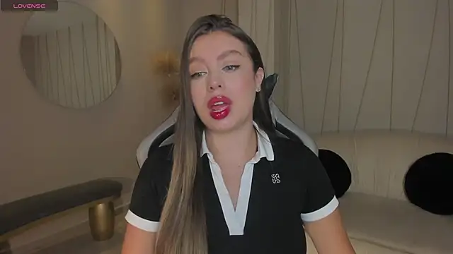 EllaClark online show from 03-06-25, 06:16