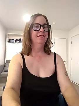 SweetandNaughty1 online show from 05-15-26, 04:08