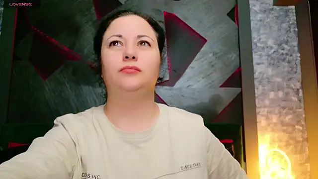 Snapshot of AleshaArabian chatting on 01-02-25, 07:07 AleshaArabian online show from 01-02-25, 07:07