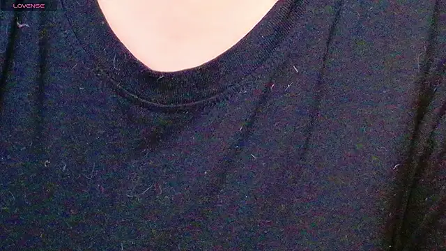 Snapshot of AleshaArabian chatting on 02-05-25, 07:53 AleshaArabian online show from 02-05-25, 07:53