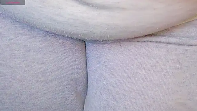 Snapshot of AleshaArabian chatting on 02-26-25, 07:49 AleshaArabian online show from 02-26-25, 07:49