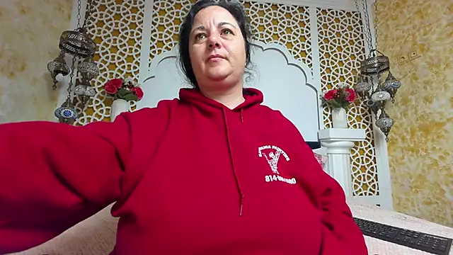 Snapshot of AleshaArabian chatting on 11-03-25, 04:58 AleshaArabian online show from 11-03-25, 04:58