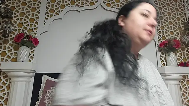 AleshaArabian online show from 02-16-26, 05:03