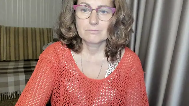 lauraoven online show from 12-03-24, 03:44