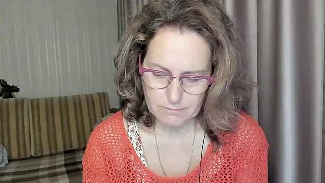lauraoven online show from 12-04-24, 07:28