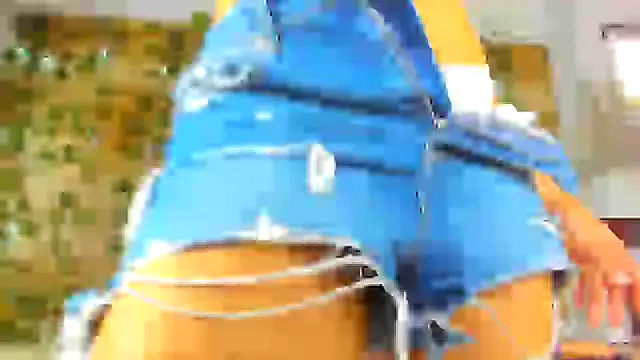 Snapshot of alyssia_ocean chatting on 02-05-25, 01:11 alyssia ocean online show from 02-05-25, 01:11