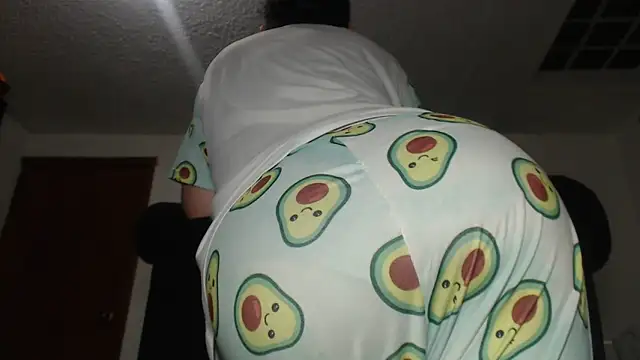 prettyangelsquirt online show from 03-08-25, 08:57