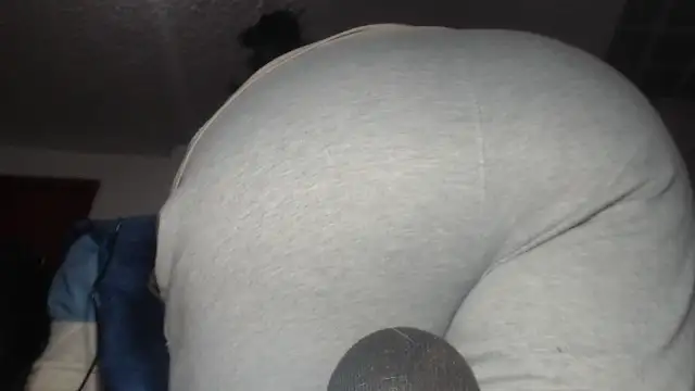 Snapshot of prettyangelsquirt chatting on 05-02-26, 08:36 prettyangelsquirt online show from 05-02-26, 08:36