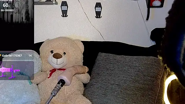 Ivey and James online show from 10-03-25, 09:12