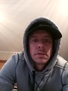 Snapshot of Antonio11111x chatting on 03-16-26, 02:21 Antonio11111x online show from 03-16-26, 02:21