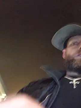 Snapshot of Kw8585kw chatting on 12-21-25, 12:40 Kw8585kw online show from 12-21-25, 12:40