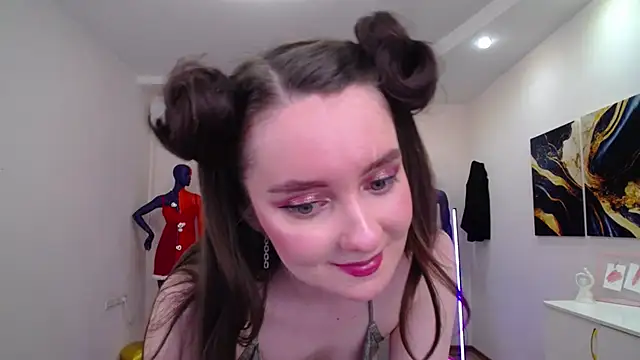 CloudGrace online show from 03-19-25, 06:24