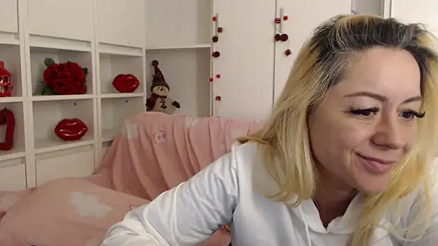 spell of love online show from 01-31-26, 07:11