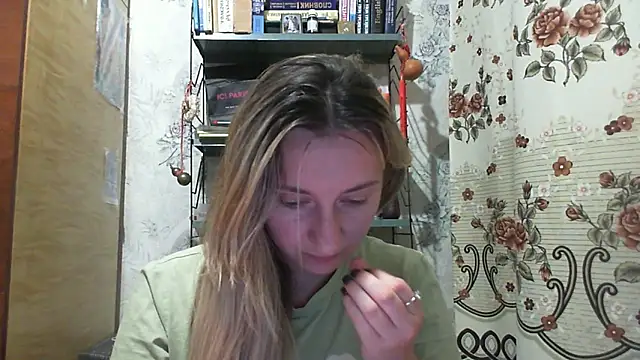 Snapshot of SusanCurt chatting on 09-09-25, 06:51 SusanCurt online show from 09-09-25, 06:51