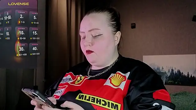 EMMA  CONNOR online show from 12-15-25, 08:24