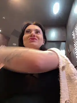 Wet  Bunny online show from 01-05-25, 06:35