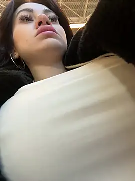 Wet  Bunny online show from 03-15-25, 09:41