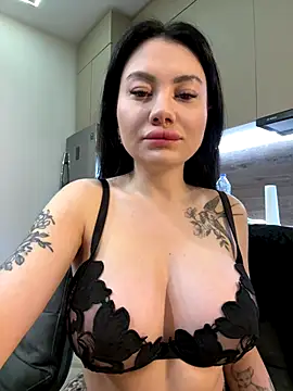 Wet  Bunny online show from 11-03-25, 03:41