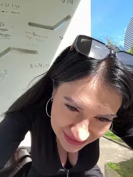 Wet  Bunny online show from 05-10-26, 06:18