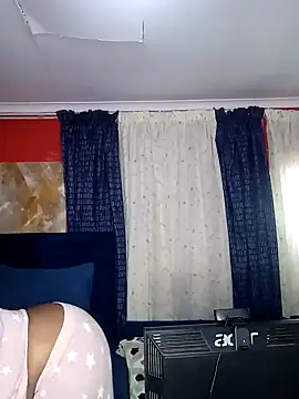 Snapshot of crystalbxx chatting on 03-16-25, 01:49 crystalbxx online show from 03-16-25, 01:49