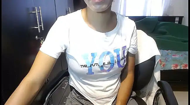 Snapshot of sensual_nataliee chatting on 12-25-24, 07:13 sensual nataliee online show from 12-25-24, 07:13