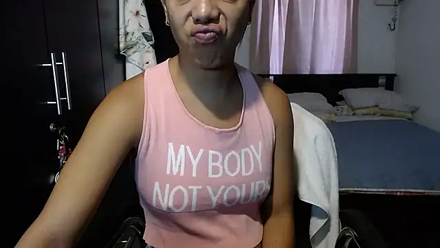 Snapshot of sensual_nataliee chatting on 01-17-25, 03:11 sensual nataliee online show from 01-17-25, 03:11