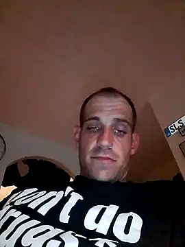 Snapshot of Codymc89 chatting on 04-29-26, 06:25 Codymc89 online show from 04-29-26, 06:25
