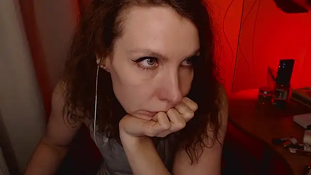 JohansonKatie online show from 01-18-25, 08:40